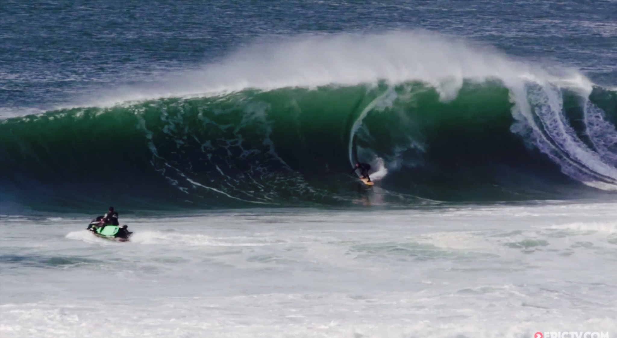 Hossegor bombeando s&oacute;lido 